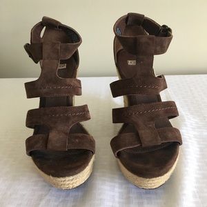 UGG Suede Espadrille Wedge Sandals Like New! Sz 10